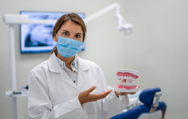 Best Walk-In Emergency Dental Services in Liberty Triangle, FL